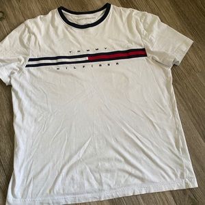 Vintage Tommy Hilfiger T shirt